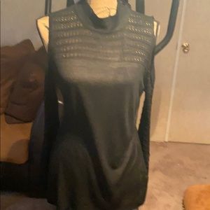 NWOT Soft cold shoulder mock neck top